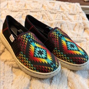 Ariat Ryder Multicolor Geometric Flats